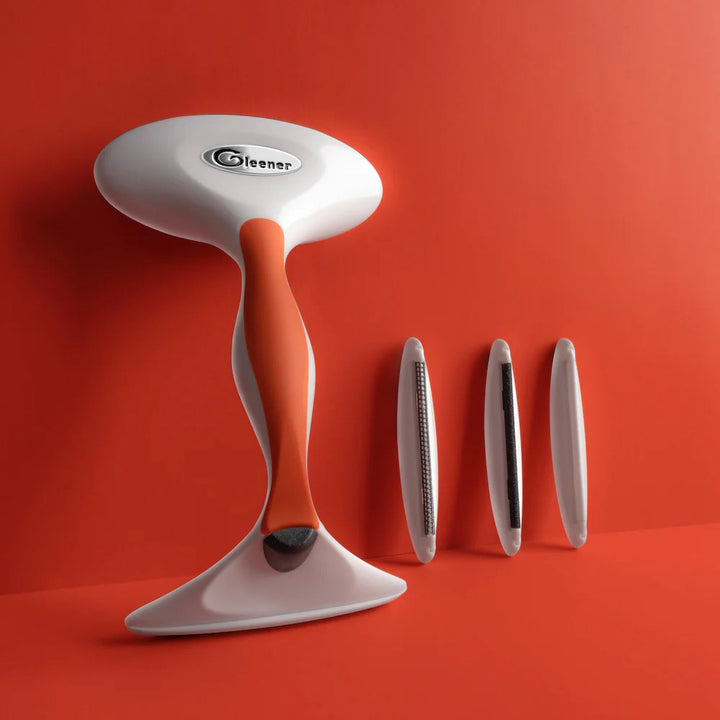 Rasoir et brosse anti-bouloches pour tissus vendu dans une pochette