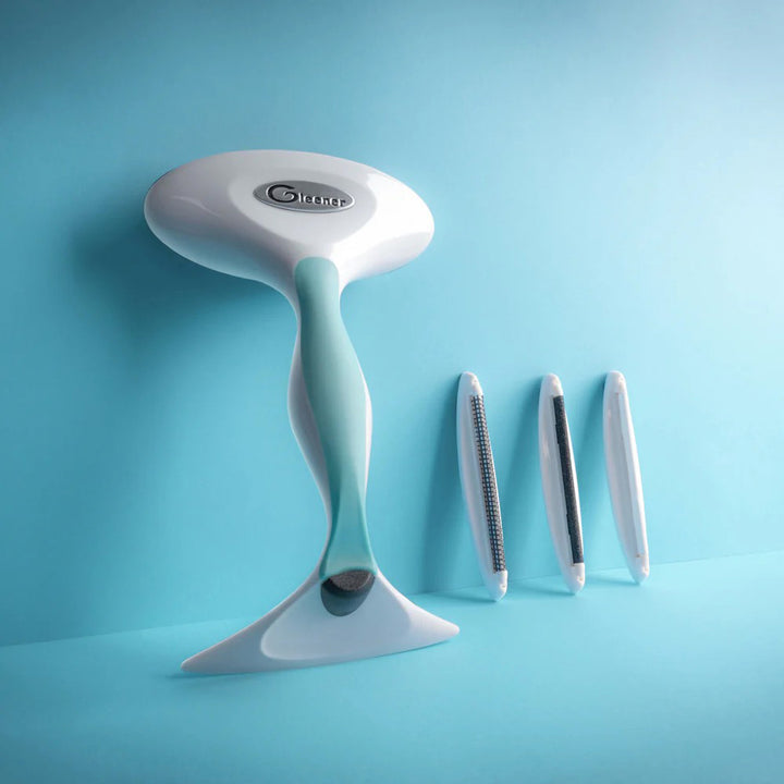 Rasoir et brosse anti-bouloches pour tissus vendu dans une pochette