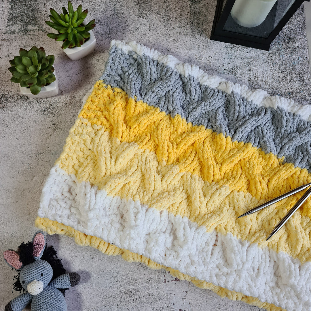 Pattern M - Baby blanket "My down jacket"