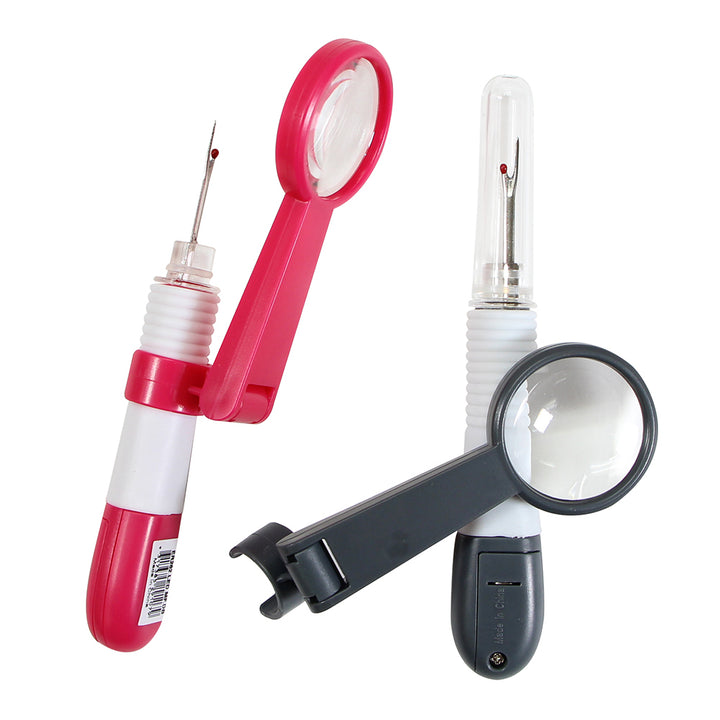Seam rippers with magnifier