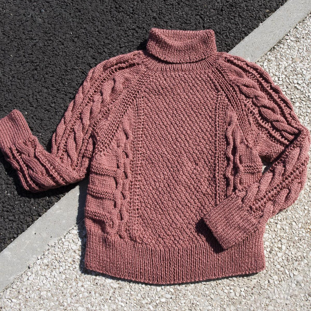 M2193 - Pull raglan à torsades ajourées