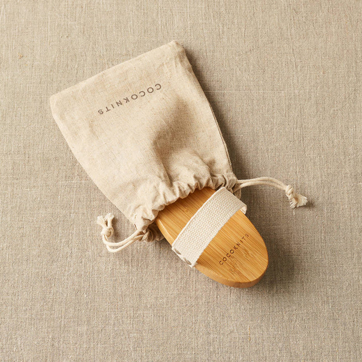 Sweater care brush