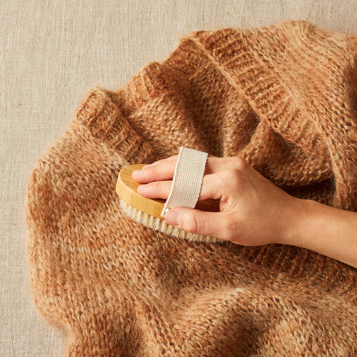 Sweater care brush