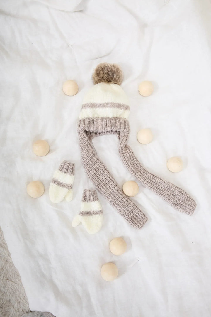 Bergère de France Canada - Baptiste striped hat and mittens set