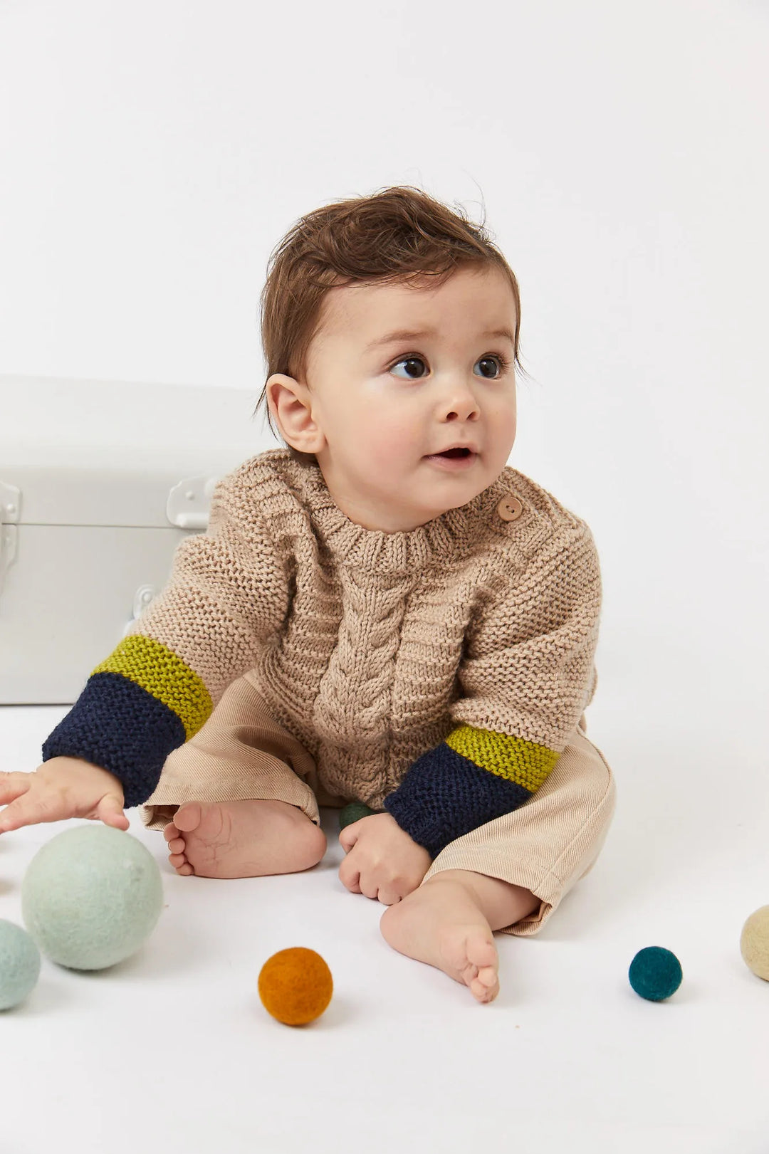 Bergère de France Canada - Iannis three - color cable knit sweater
