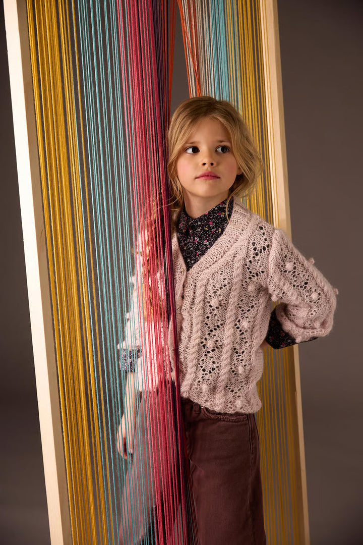 M6517 - Patron Cardigan en tricot Flavie avec des détails ajourés