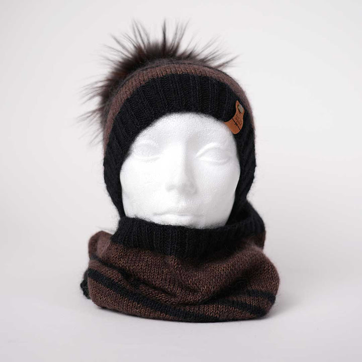 Les Tricopines Beanie and Cowl Kit – Smile