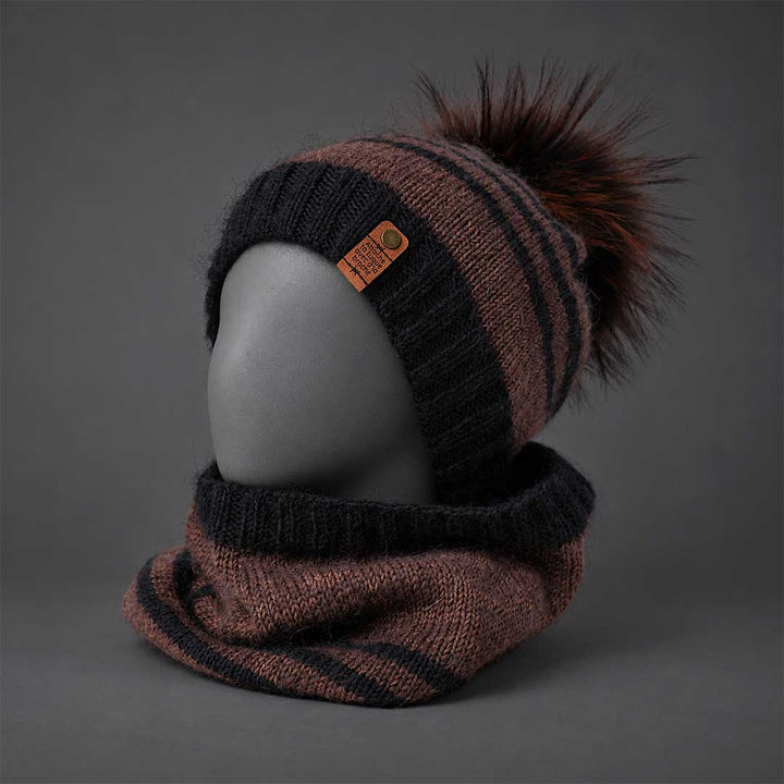 Les Tricopines Beanie and Cowl Kit – Smile