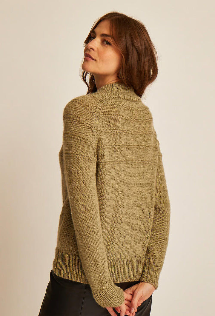 M6592 - Lisa fancy raglan sweater