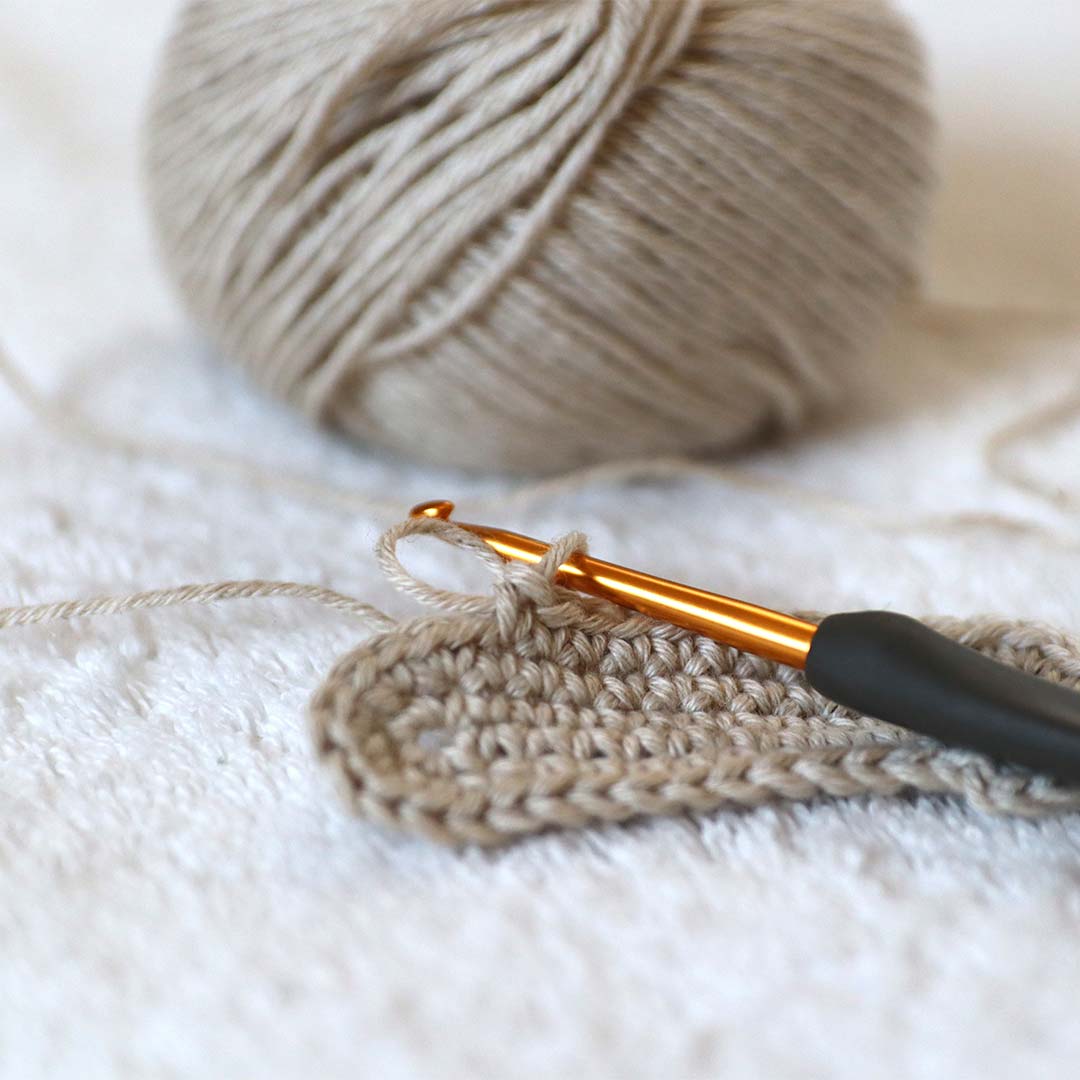Introduction au crochet à plat (Univers M)
