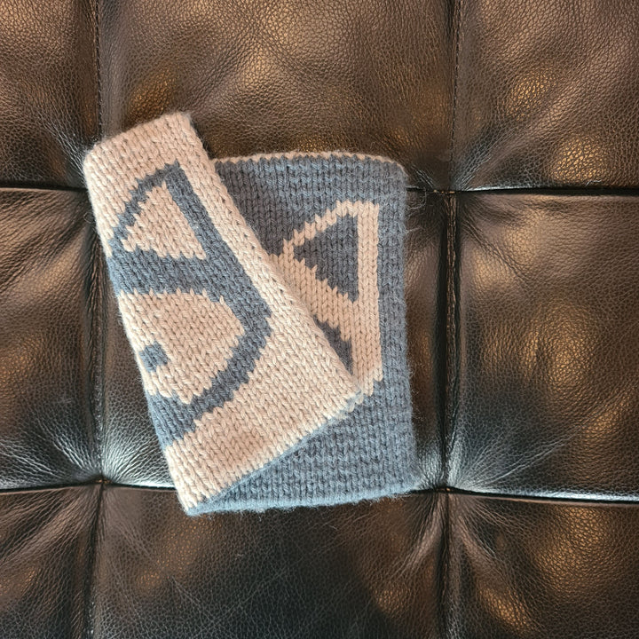 Double knit Level 1 (flat) (Univers M)