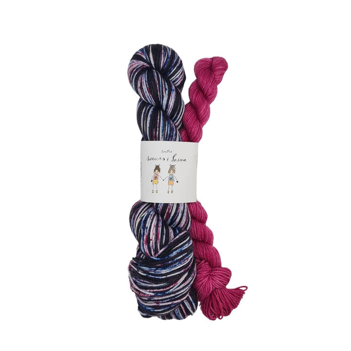 Identical line sock