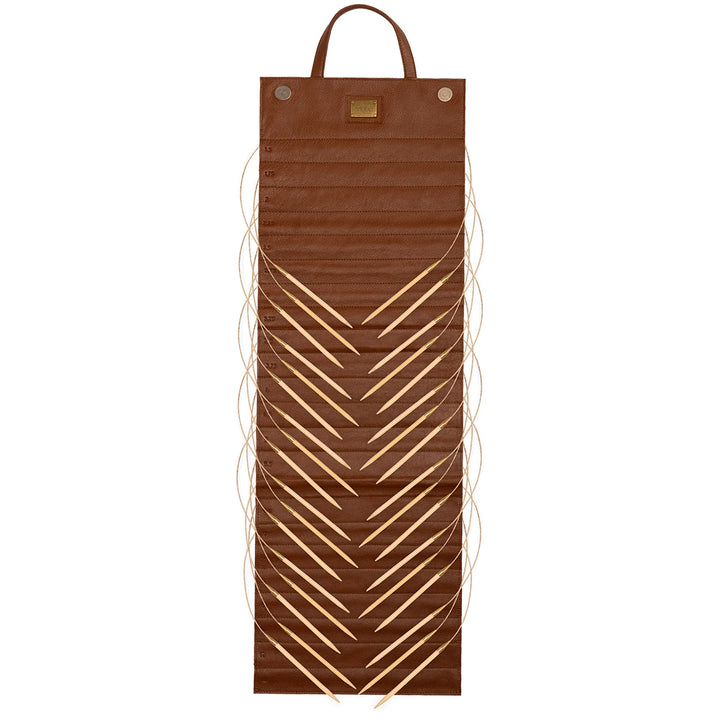 Gloss needle case