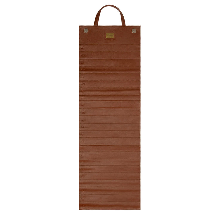 Gloss needle case