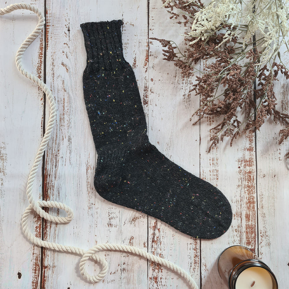 Pattern Collections M - Magic Loop stockings starting at the toe, double heel 