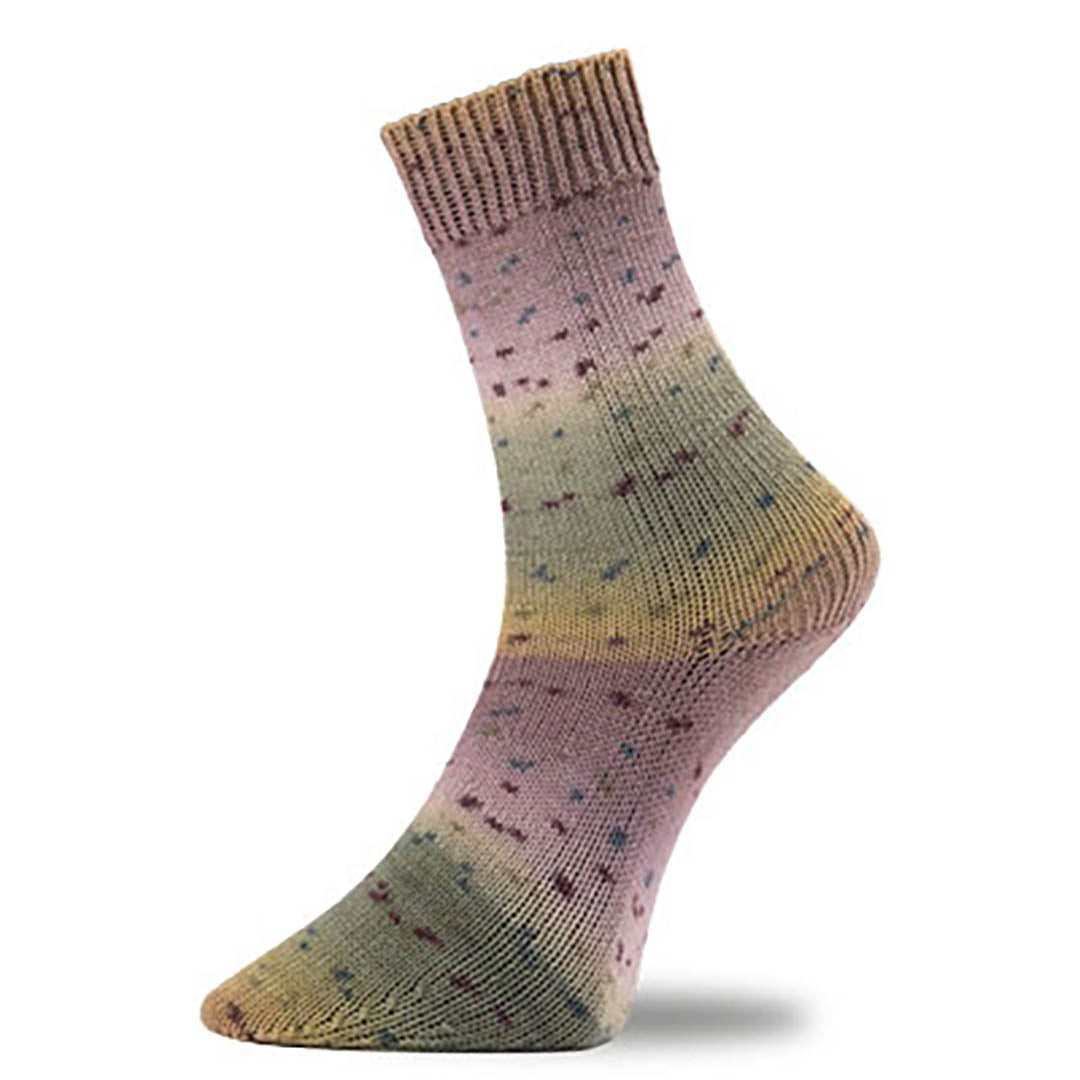 Alicante 21 - Golden socks 4 ply