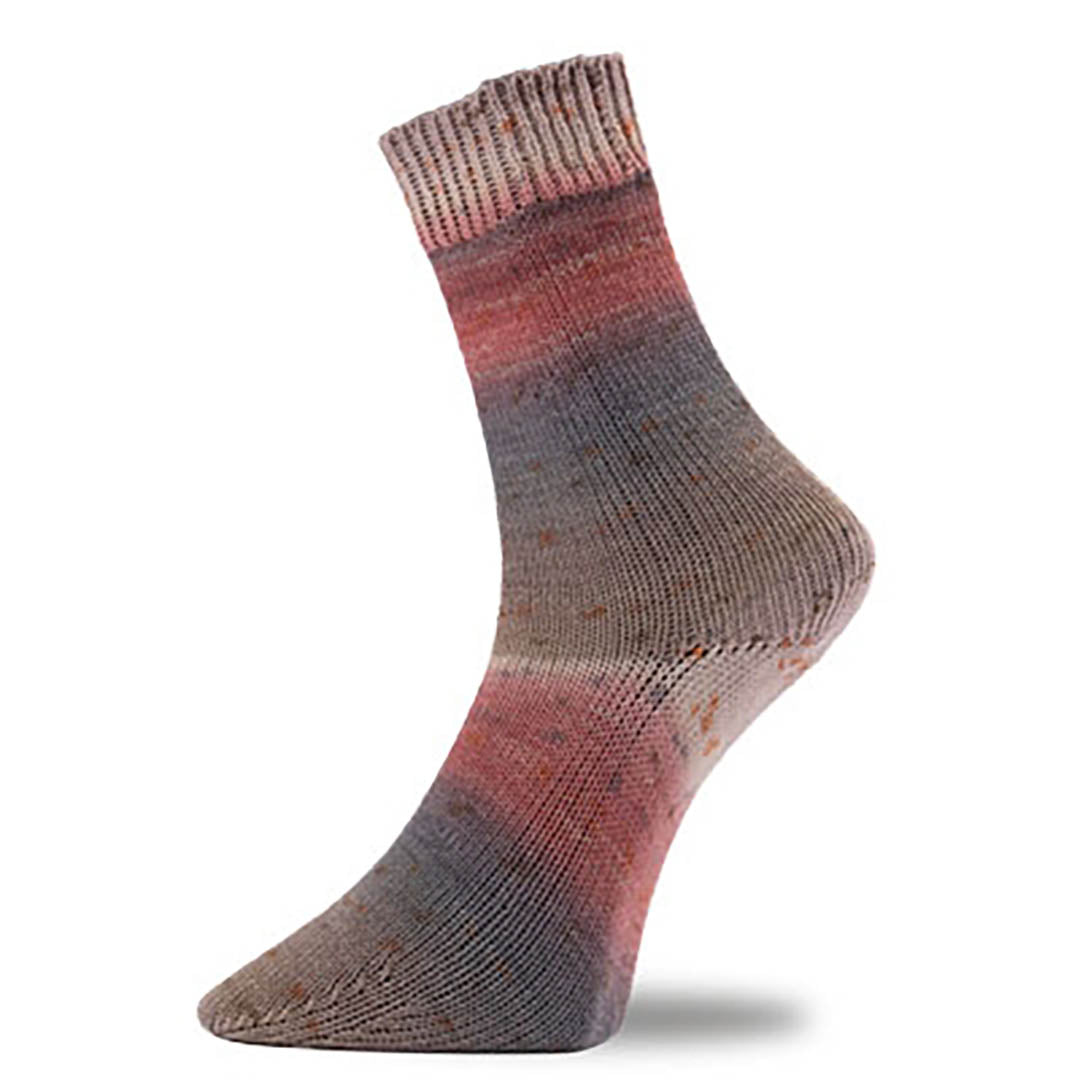 Alicante 21 - Golden socks 4 ply