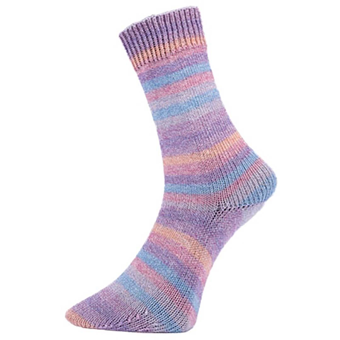 Alicante 18 - Golden socks 4 ply