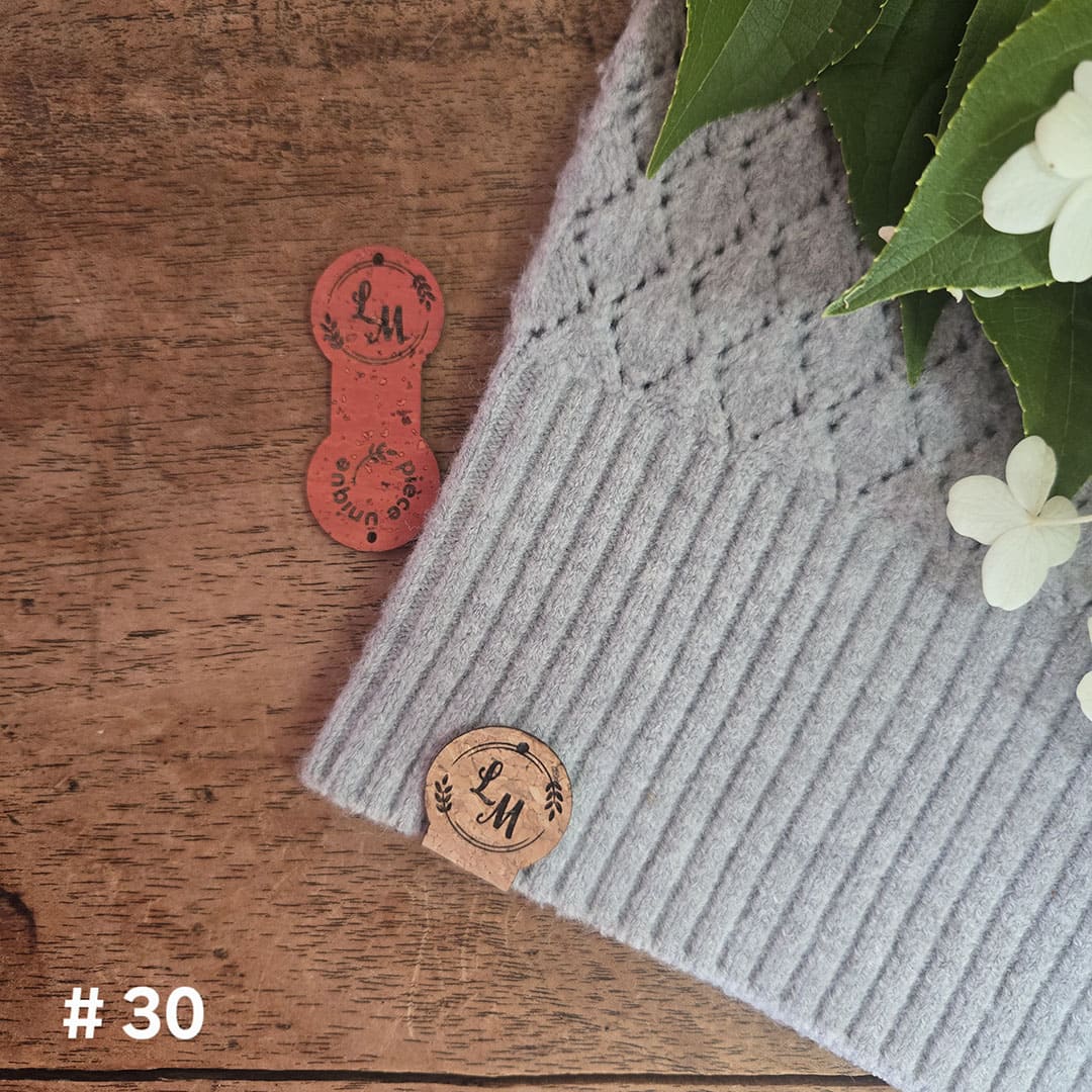 #30 Custom foldable labels