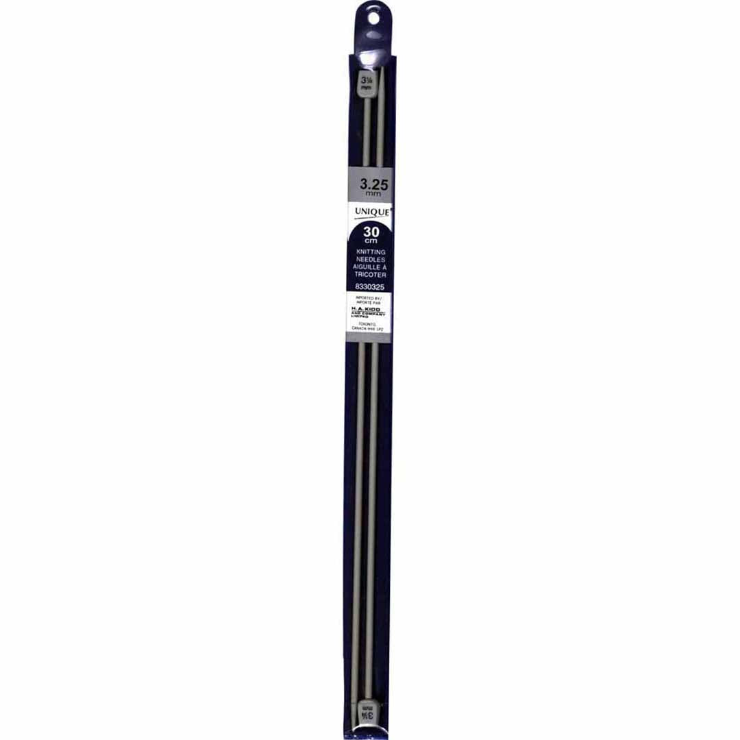 Straight knitting needles – 35 cm