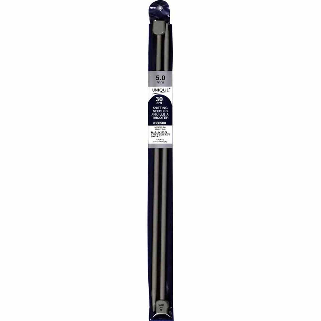 Straight knitting needles – 35 cm