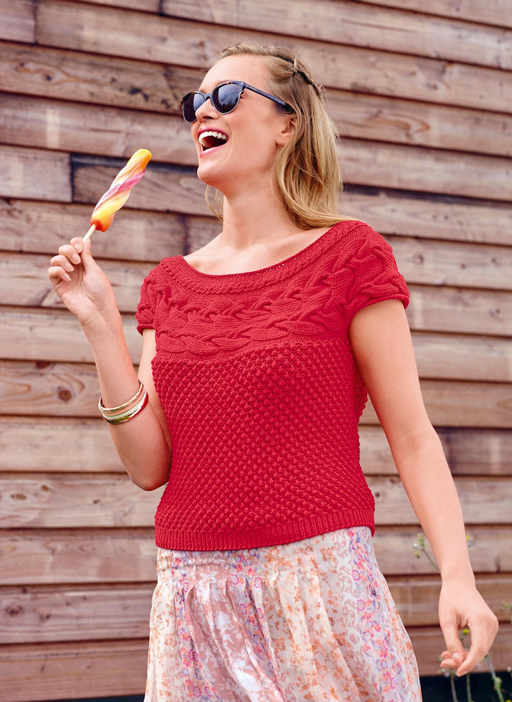 M2108 - Sleeveless cable-knit sweater 