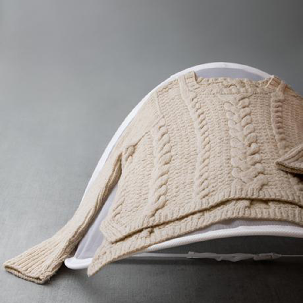 Sweater Care Kit